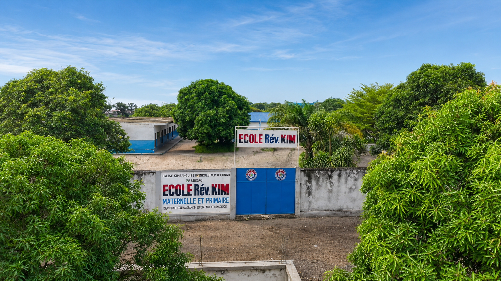 Reverend KIM school in Kinshasa. Révérend KIM — Kinkole